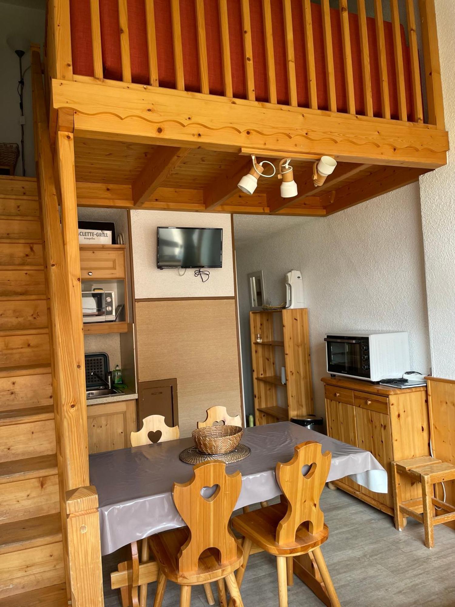 סן-מרטין-דה-בלוויל Appartement Pour 6 Personnes Au Pied Des Pistes Au Calme Aux Menuires Les Asters מראה חיצוני תמונה
